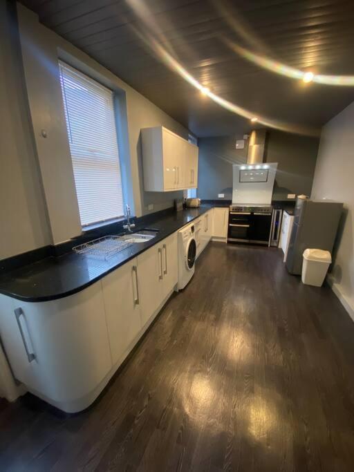 Spacious, Cosy 3 Bedroom House In Preston. Preston  Exteriör bild