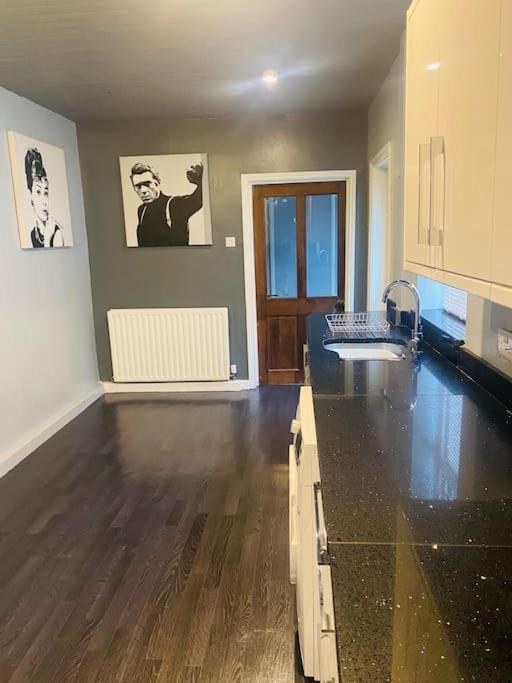 Spacious, Cosy 3 Bedroom House In Preston. Preston  Exteriör bild