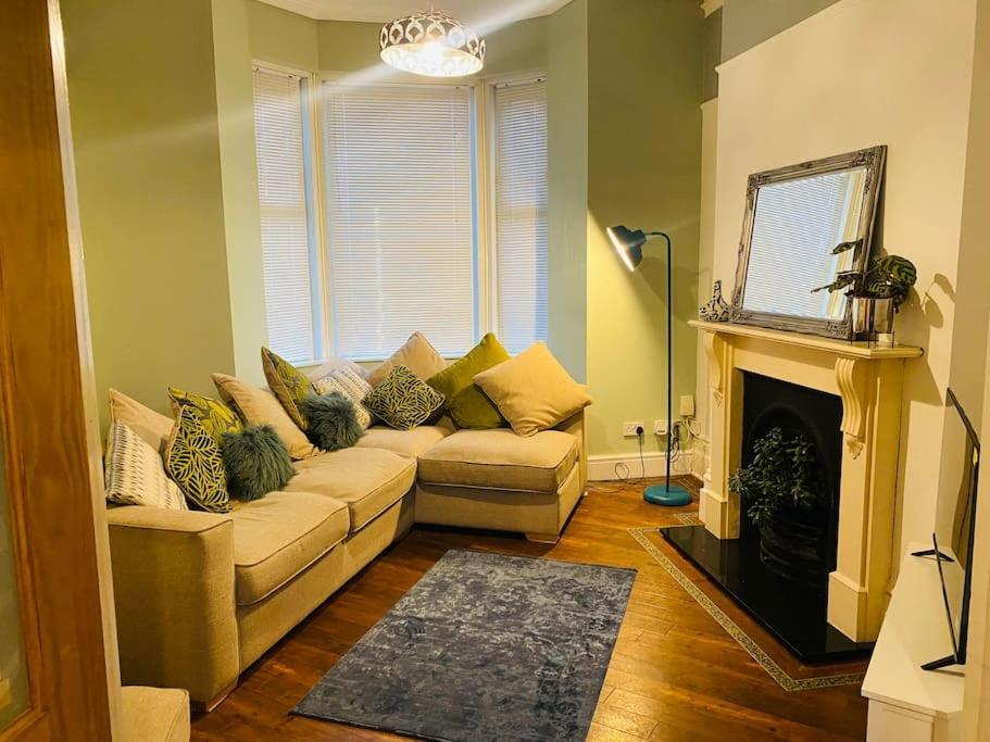 Spacious, Cosy 3 Bedroom House In Preston. Preston  Exteriör bild