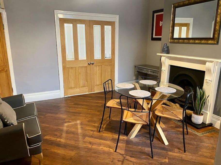 Spacious, Cosy 3 Bedroom House In Preston. Preston  Exteriör bild