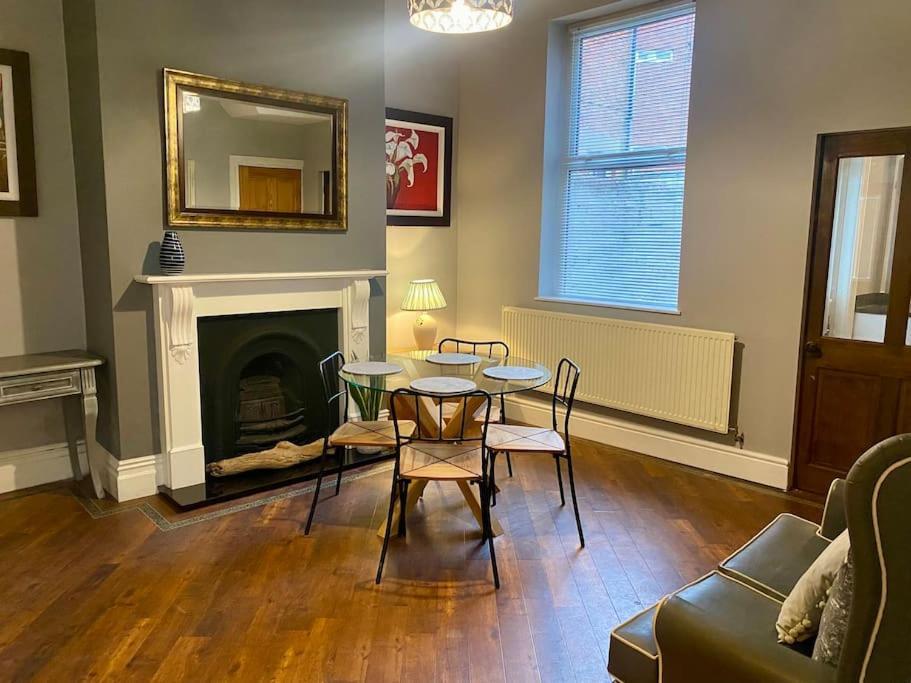 Spacious, Cosy 3 Bedroom House In Preston. Preston  Exteriör bild